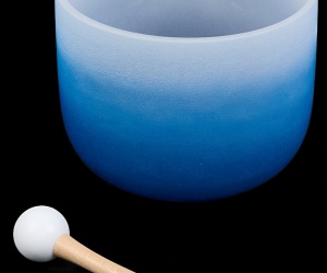 Farbige Kristallschale A — „Drittes Auge“ (6. Chakra)