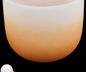 Farbige Kristallschale D — „Wasser“ (2. Chakra)