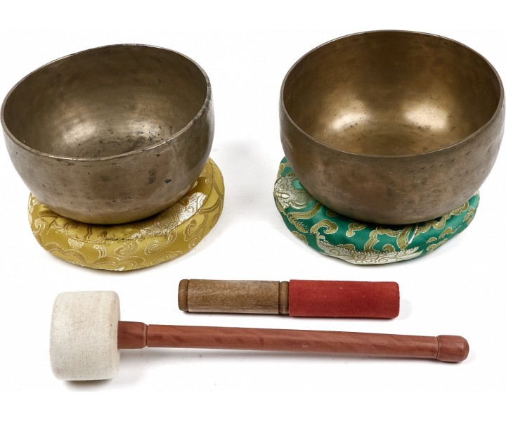 Set aus alten Himalaya-Klangschalen ST 4/2 „Neue Horizonte“