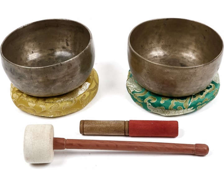 Set aus alten Himalaya-Klangschalen ST 8/2 „Neue Horizonte“
